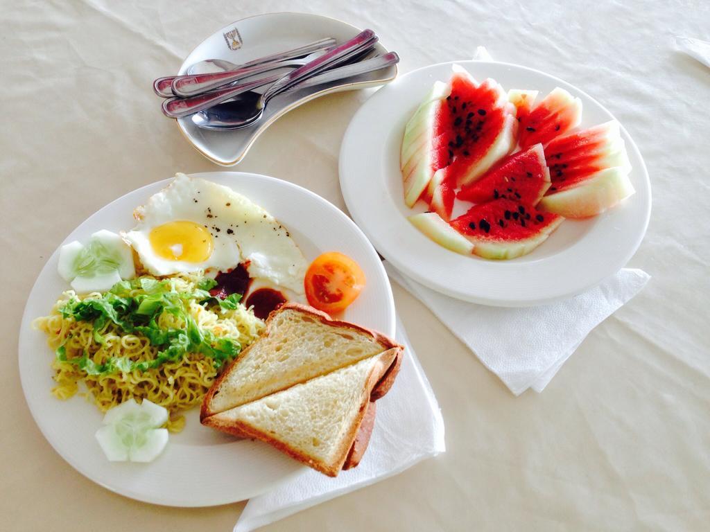 Rainbow Beach Hotel Hikkaduwa Εξωτερικό φωτογραφία