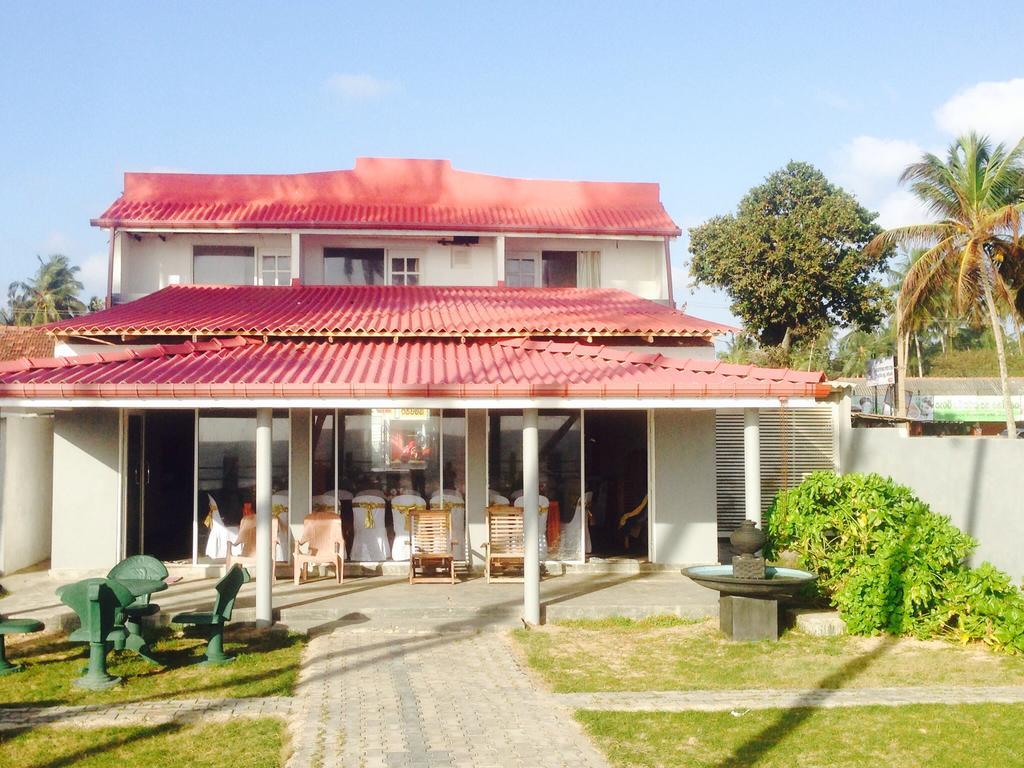 Rainbow Beach Hotel Hikkaduwa Εξωτερικό φωτογραφία