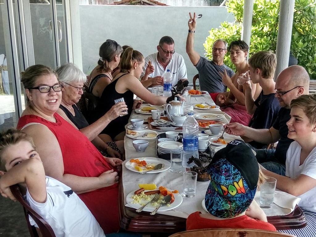 Rainbow Beach Hotel Hikkaduwa Εξωτερικό φωτογραφία